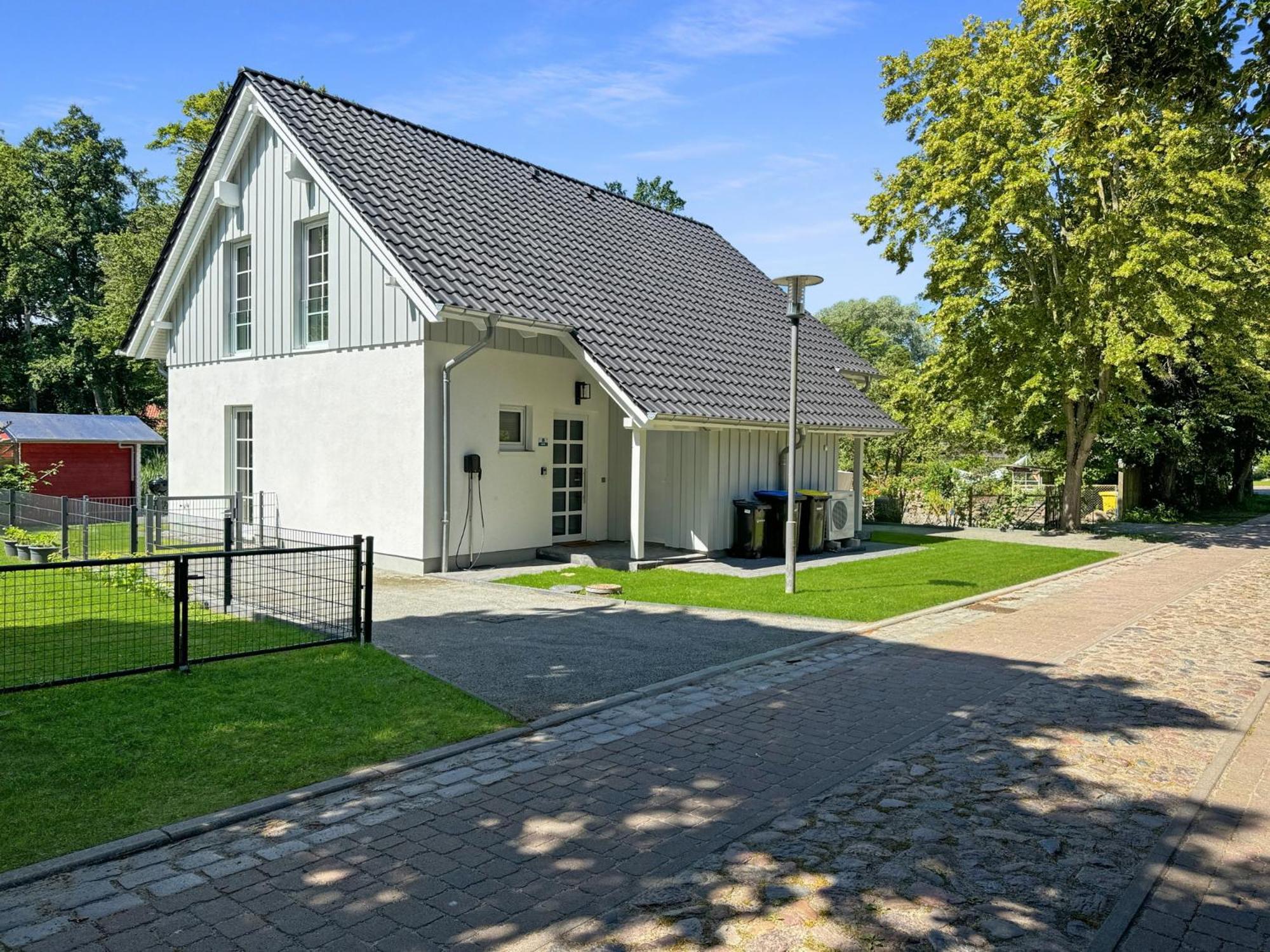 Cblue: Seeblick, Kamin, Wallbox, Natur Bentwisch Exterior photo